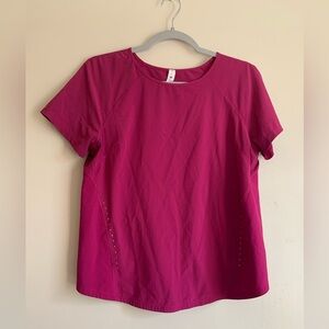 Lululemon Athletica Magenta Short Sleeve Tee Top Shirt Women Size 6 Athletic